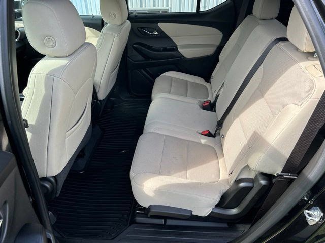 Used 2023 Chevrolet Traverse LS w/ Midnight/Sport Edition FWD image 38