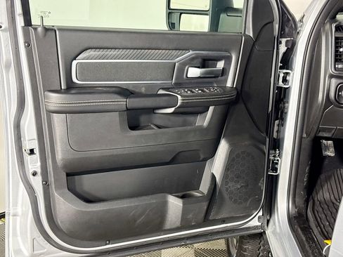 New 2026 RAM 3500 Big Horn AWD/4WD image 10