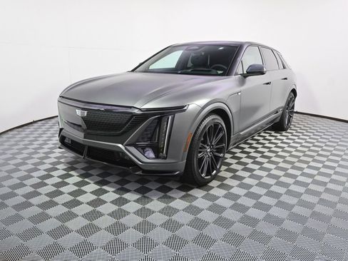 New 2026 Cadillac Lyriq V AWD/4WD image 1