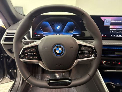 New 2026 BMW i4 eDrive40 w/ Parking Assistance Package RWD image 11