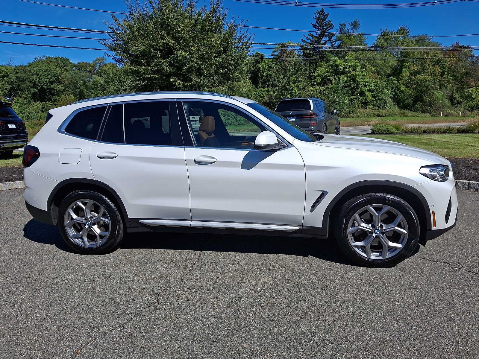 Used 2024 BMW X3 xDrive30i w/ Premium Package AWD/4WD image 8