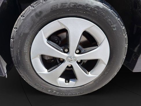 Used 2014 Toyota Prius Three FWD image 21
