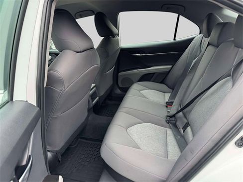 Used 2023 Toyota Camry LE image 12