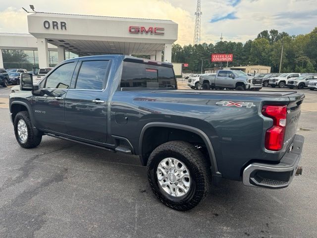 Used 2020 Chevrolet Silverado 2500 LTZ w/ LTZ Convenience Package AWD/4WD image 4
