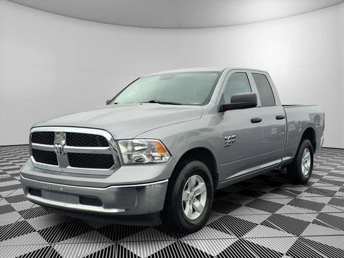 Used 2024 RAM 1500 Classic SLT image 3