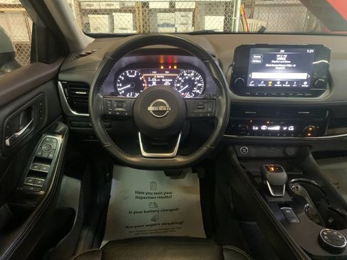Used 2023 Nissan Rogue SL w/ SL Premium Package AWD/4WD image 17