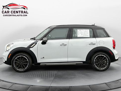 Used 2016 MINI Cooper Countryman S image 2
