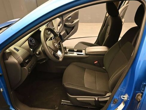 Used 2025 Nissan Sentra SV FWD image 25