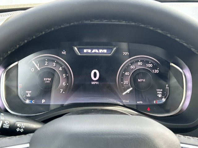 New 2027 RAM 1500 Big Horn AWD/4WD image 9