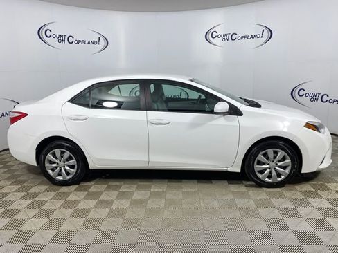 Used 2016 Toyota Corolla LE FWD image 8
