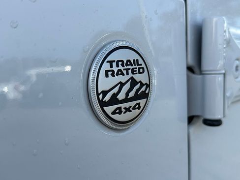 Used 2021 Jeep Wrangler Sport image 23