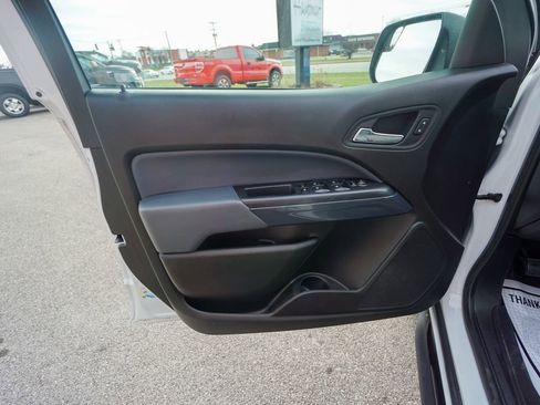 Used 2019 Chevrolet Colorado Z71 image 17