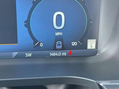 Used 2025 Ford F150 Lariat w/ Equipment Group 501A Mid AWD/4WD image 18