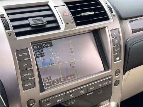 Used 2021 Lexus GX 460 Premium AWD/4WD image 25