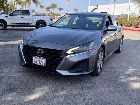 Certified 2024 Nissan Altima 2.5 S FWD image 4