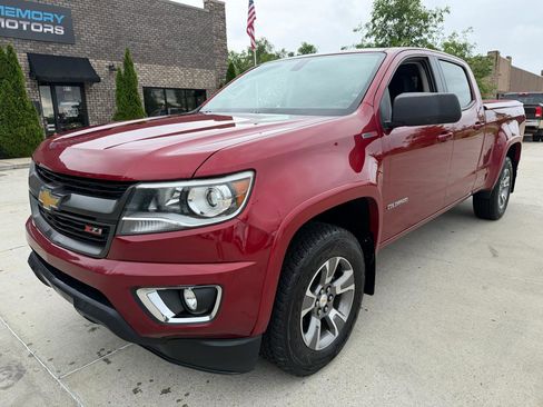 Used 2017 Chevrolet Colorado Z71 AWD/4WD image 1