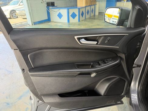 Used 2021 Ford Edge SEL w/ Convenience Package AWD/4WD image 17