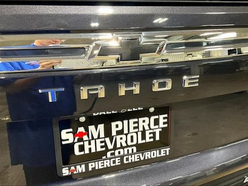 Used 2022 Chevrolet Tahoe LT w/ Luxury Package AWD/4WD image 23
