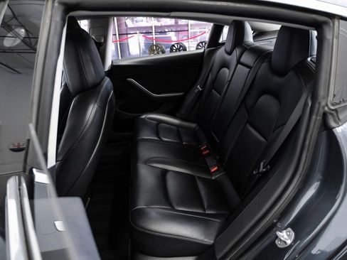 Used 2020 Tesla Model 3 Long Range image 38