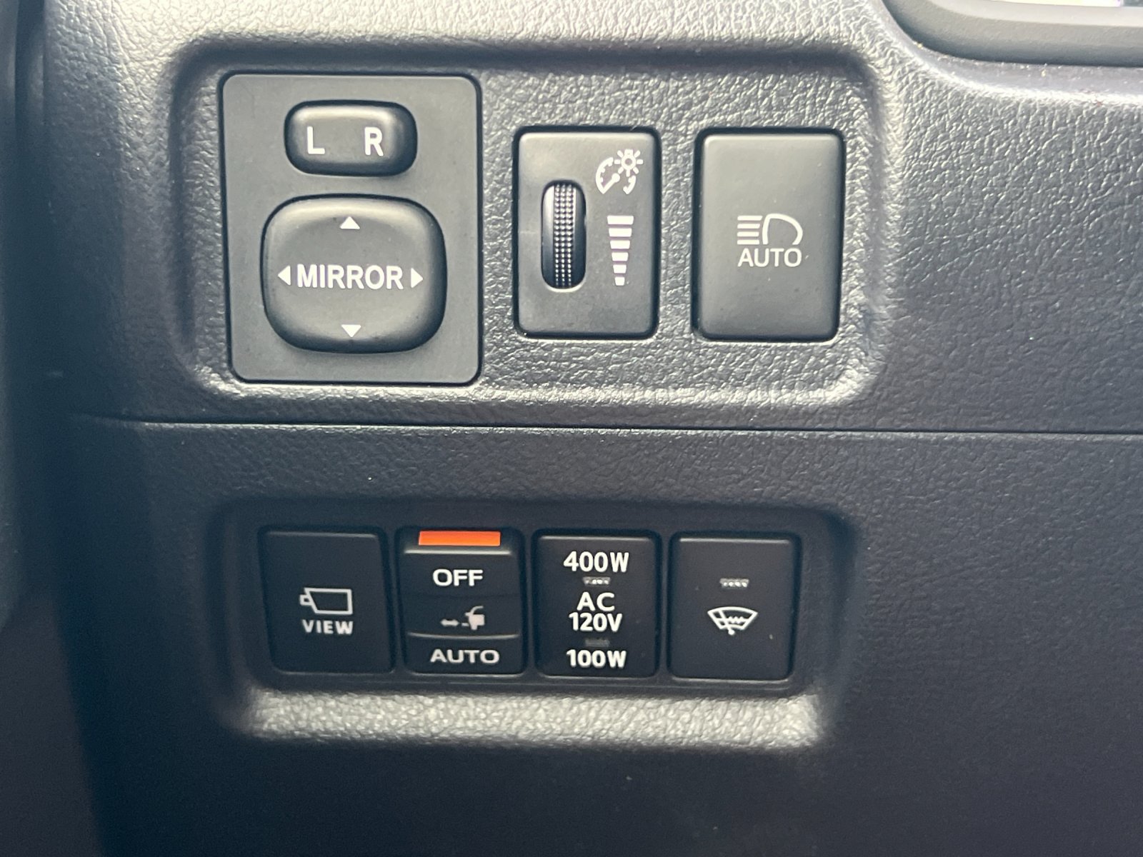 Used 2023 Toyota 4Runner Limited RWD image 32