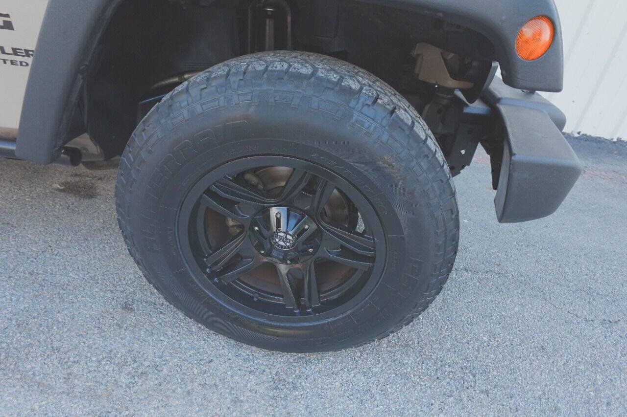 Used 2016 Jeep Wrangler Unlimited Sport w/ Trailer Tow Group AWD/4WD image 37