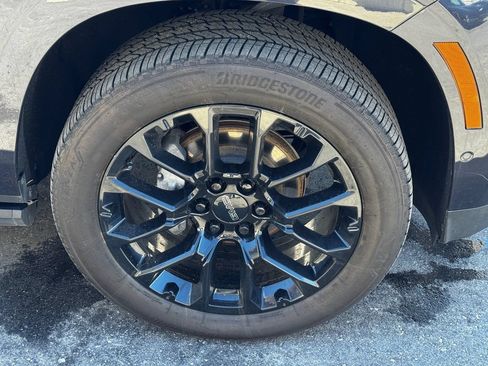 Used 2025 GMC Yukon Denali w/ Sun & Power Step Package AWD/4WD image 54