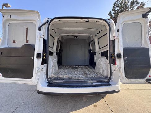 Used 2019 RAM ProMaster City Tradesman SLT image 22
