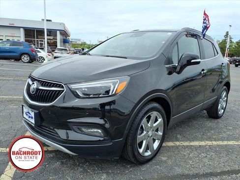 Used 2019 Buick Encore Essence w/ Experience Buick Package FWD image 3