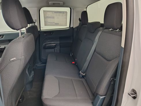 New 2025 Ford Maverick XL image 20