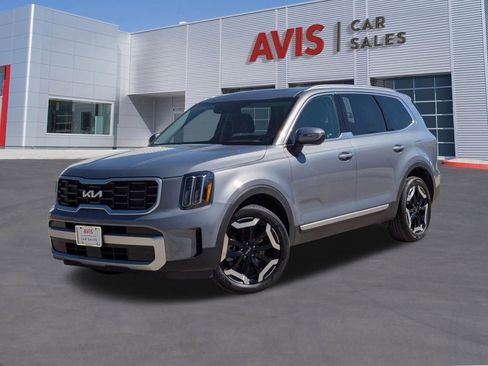 Used 2025 Kia Telluride S image 1