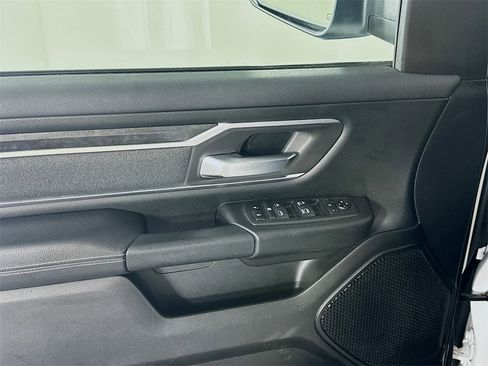 Used 2019 RAM 1500 Big Horn image 25