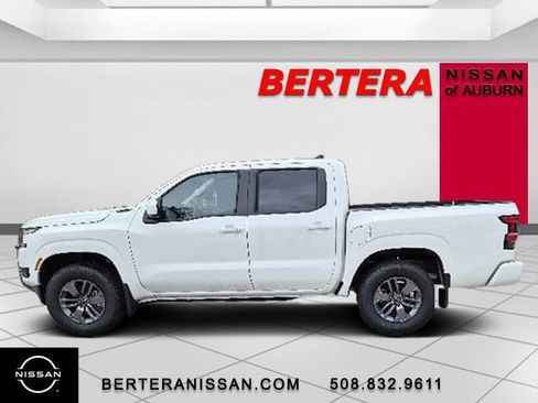 New 2026 Nissan Frontier SV w/ SV Convenience Package AWD/4WD image 1