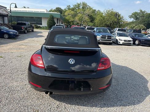 Used 2013 Volkswagen Beetle 2.5 FWD image 34