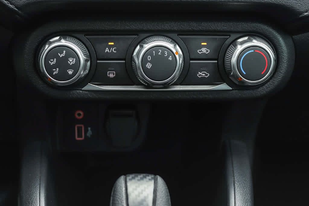 Used 2025 Nissan Versa S w/ Trunk Package FWD image 13