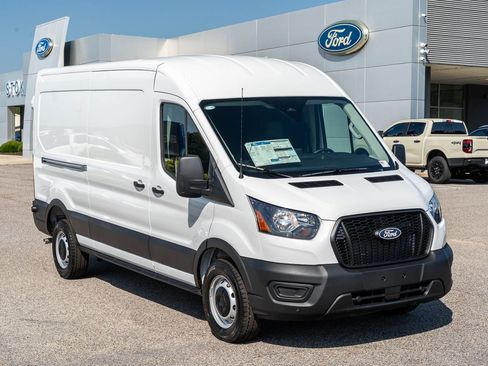 New 2026 Ford Transit 250 148 Medium Roof w/ Load Area Protection Package RWD image 1