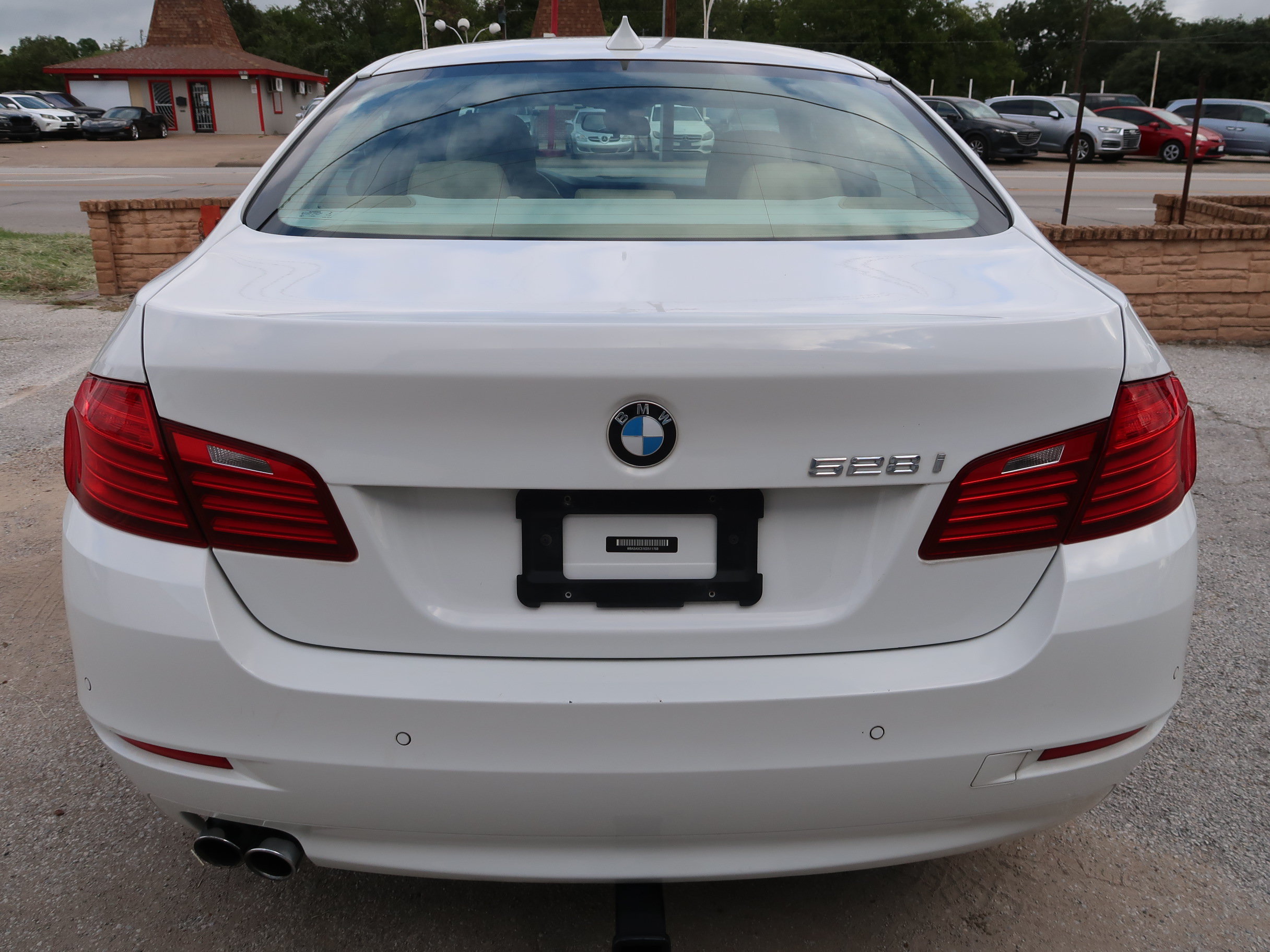 Used 2014 BMW 528i Sedan RWD image 10
