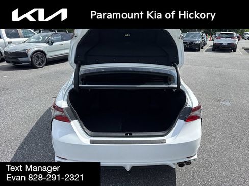 Used 2023 Toyota Camry SE AWD/4WD image 10