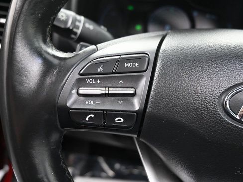 Used 2021 Hyundai Kona Limited w/ Cargo Package image 23