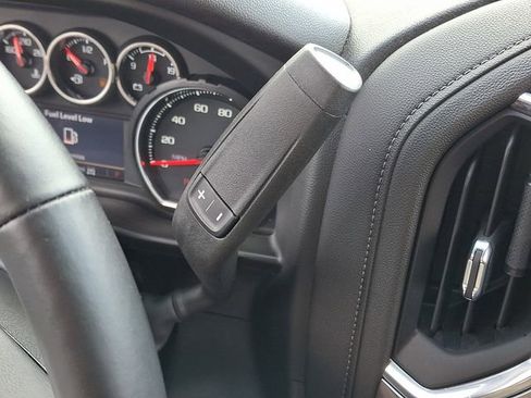 Certified 2022 Chevrolet Silverado 1500 RST AWD/4WD image 15