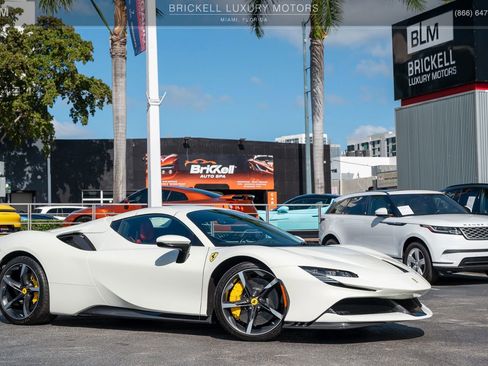 Certified 2022 Ferrari SF90 Spider image 9