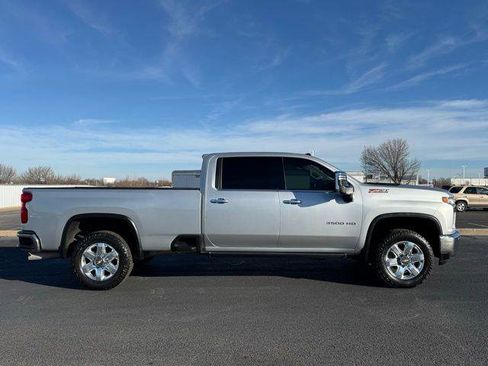 Used 2021 Chevrolet Silverado 3500 LTZ w/ LTZ Premium Package image 13