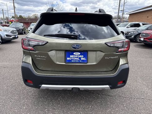 Used 2023 Subaru Outback Limited AWD/4WD image 6