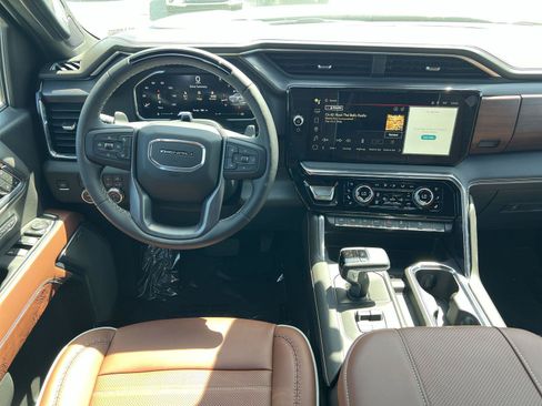 New 2026 GMC Sierra 1500 Denali Ultimate w/ LPO, Black Badging Package AWD/4WD image 11