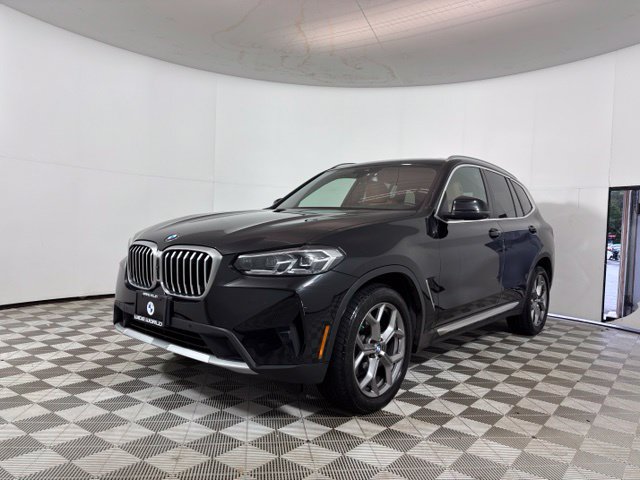 Certified 2023 BMW X3 xDrive30i w/ Premium Package AWD/4WD image 3