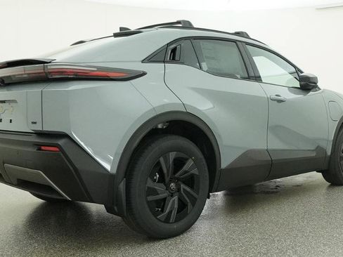 New 2026 Toyota C-HR AWD/4WD image 33