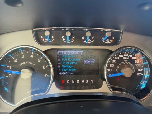 Used 2013 Ford F150 Platinum w/ Max Trailer Tow Pkg image 15