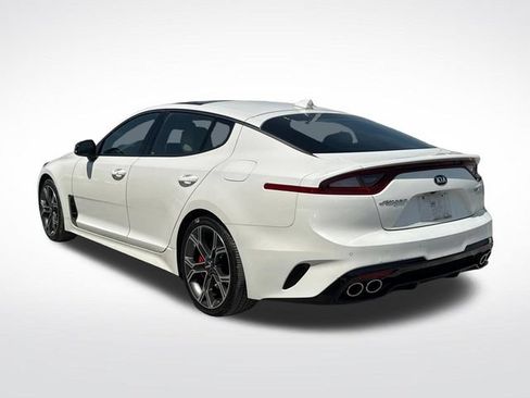 Used 2019 Kia Stinger GT2 RWD image 3