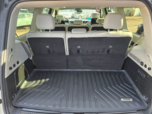 Used 2022 Jeep Wagoneer Series III w/ Premium Group I image 8