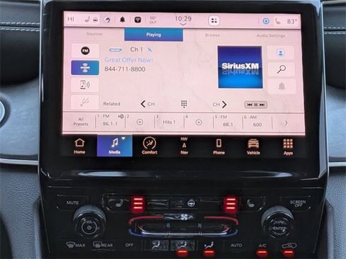 Used 2023 Jeep Grand Cherokee L Limited image 20