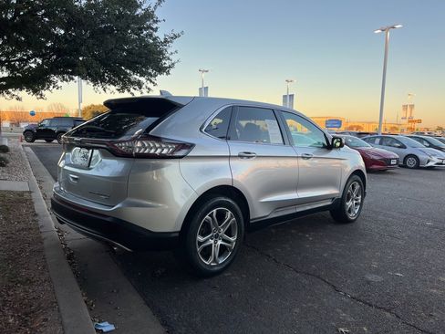 Used 2017 Ford Edge Titanium image 7